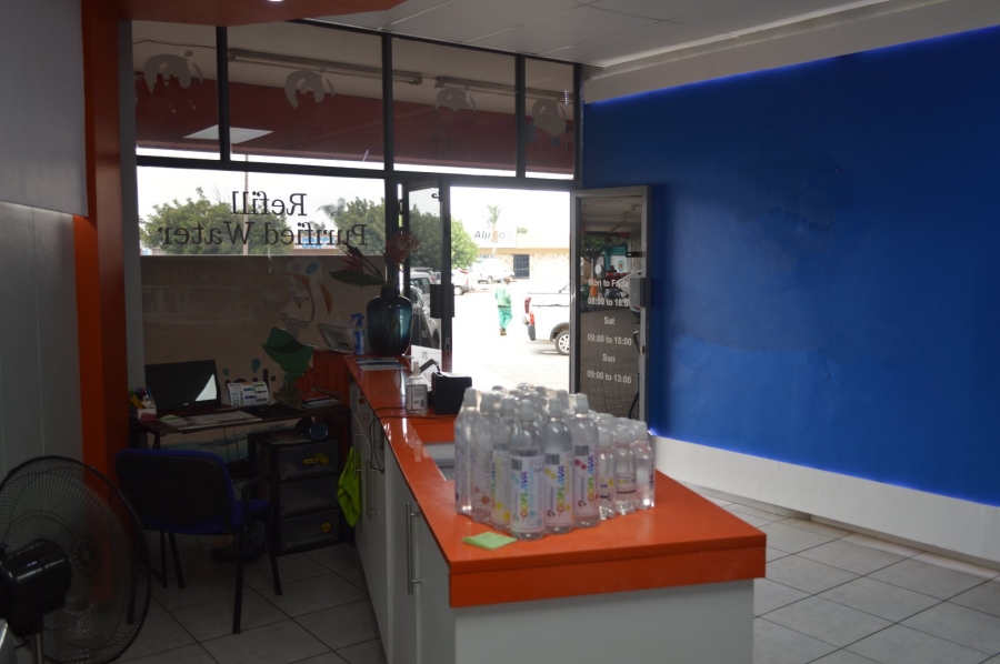 Commercial Property for Sale in Flamwood North West